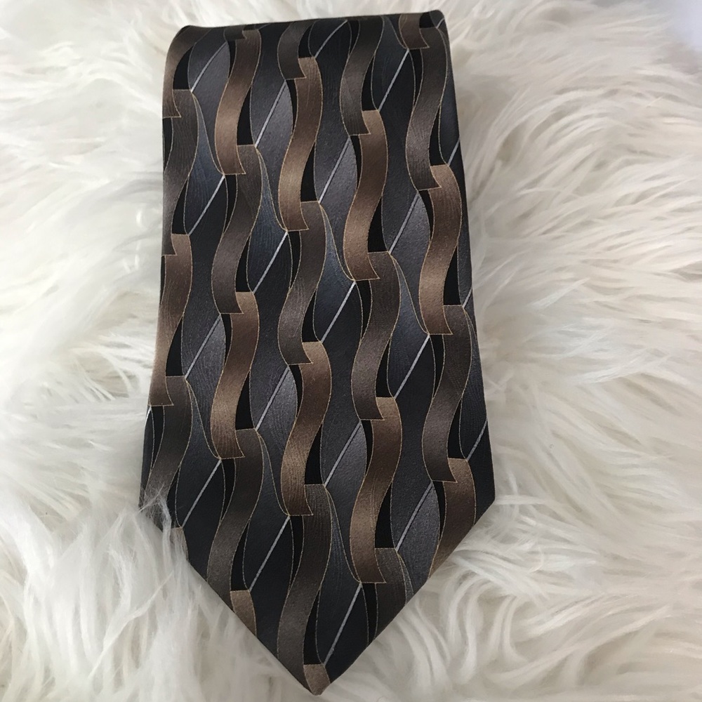 All Silk Necktie by Joseph & Feiss International - Picture 6 of 9